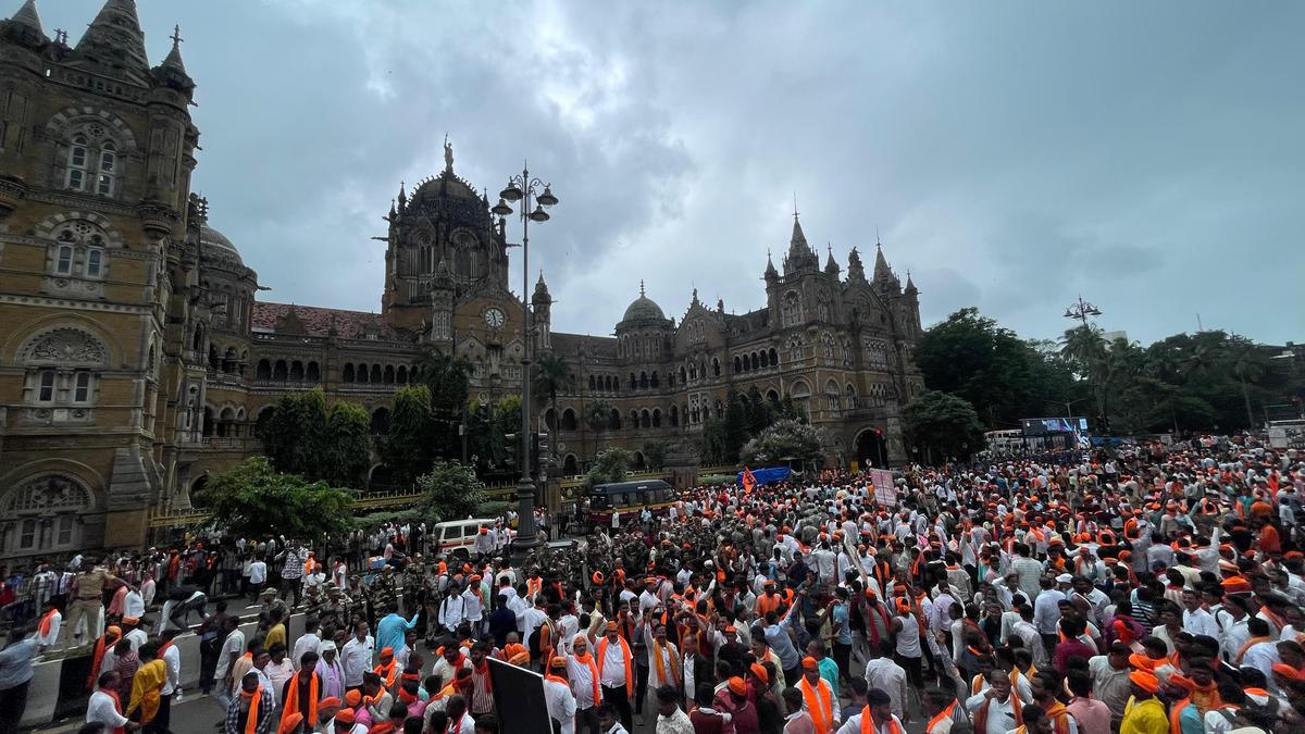 Maratha quota protest: Manoj Jarange begins hunger strike in Mumbai