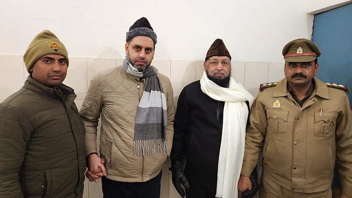 U.P. police arrests BSP leader Yaqoob Qureshi and his son
