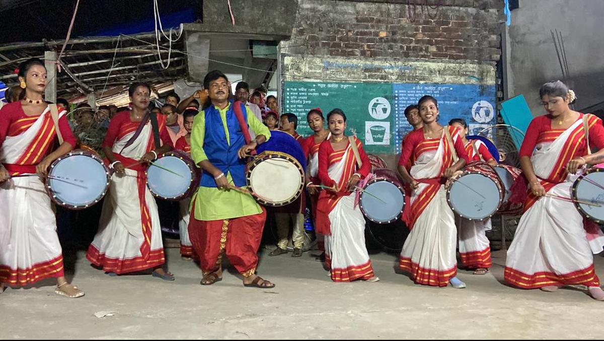 Women dhakis lead the festivities  (file photo)