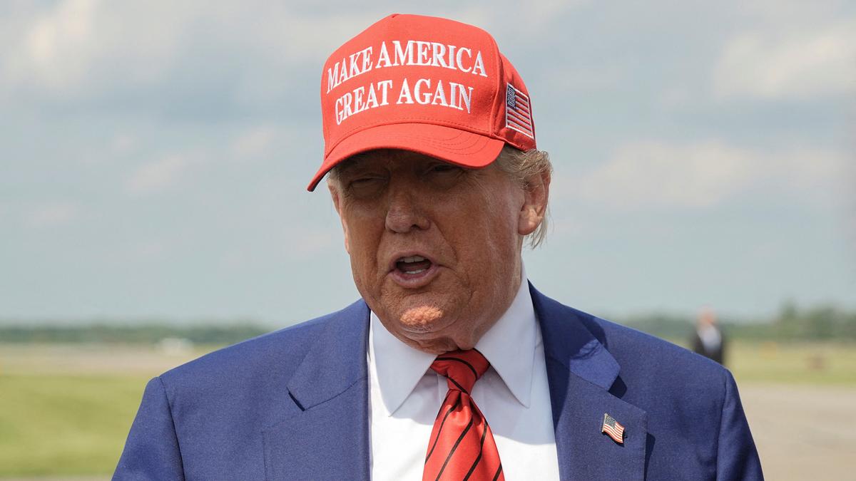 https://th-i.thgim.com/public/incoming/89chnh/article69753205.ece/alternates/LANDSCAPE_1200/2025-06-21T093519Z_1663429045_RC2K6FAX284A_RTRMADP_3_PAKISTAN-TRUMP-NOBEL.JPG