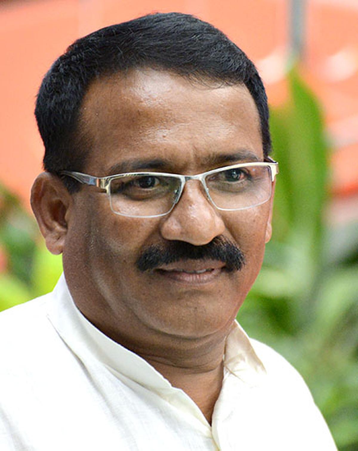 Liquor merchants in Karnataka threaten to shut shop on November 20 to  protest against alleged corruption - The Hindu