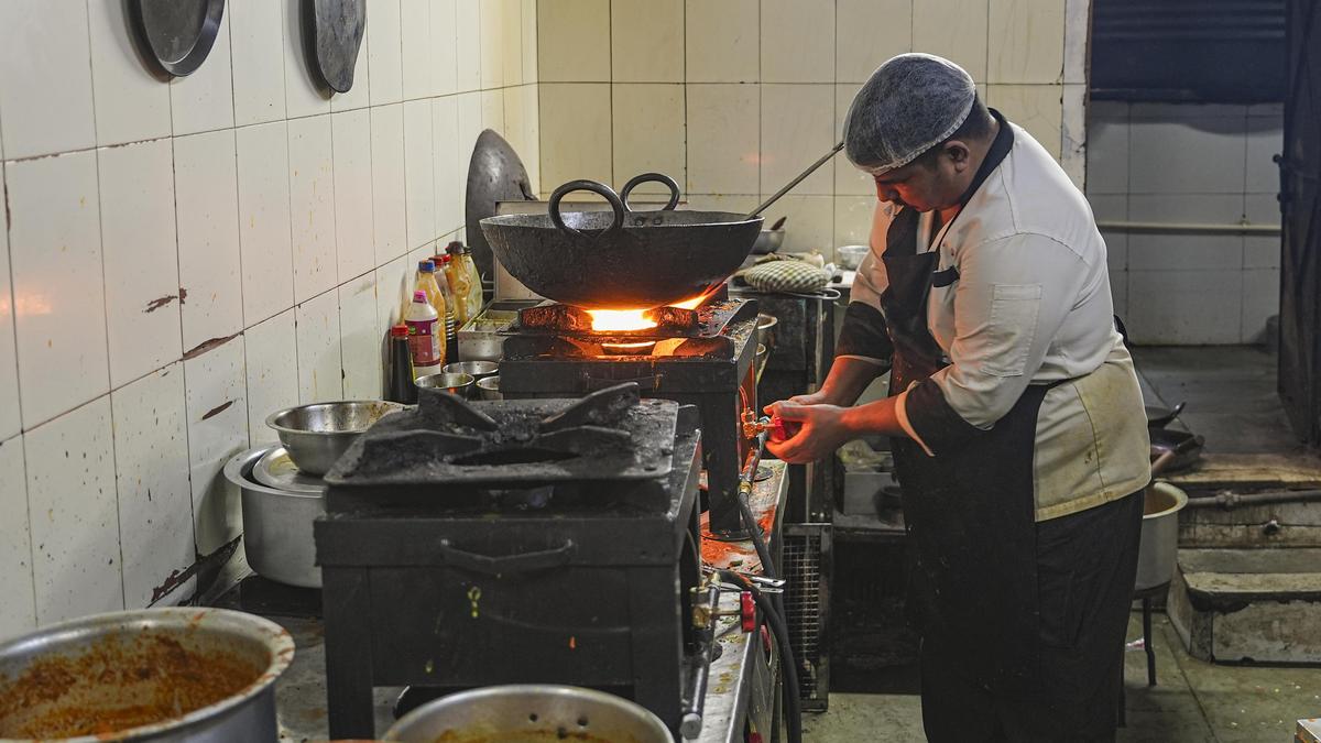 Jet fuel prices more than doubled to ₹2.07 lakh/kl, commercial LPG up ₹195.50