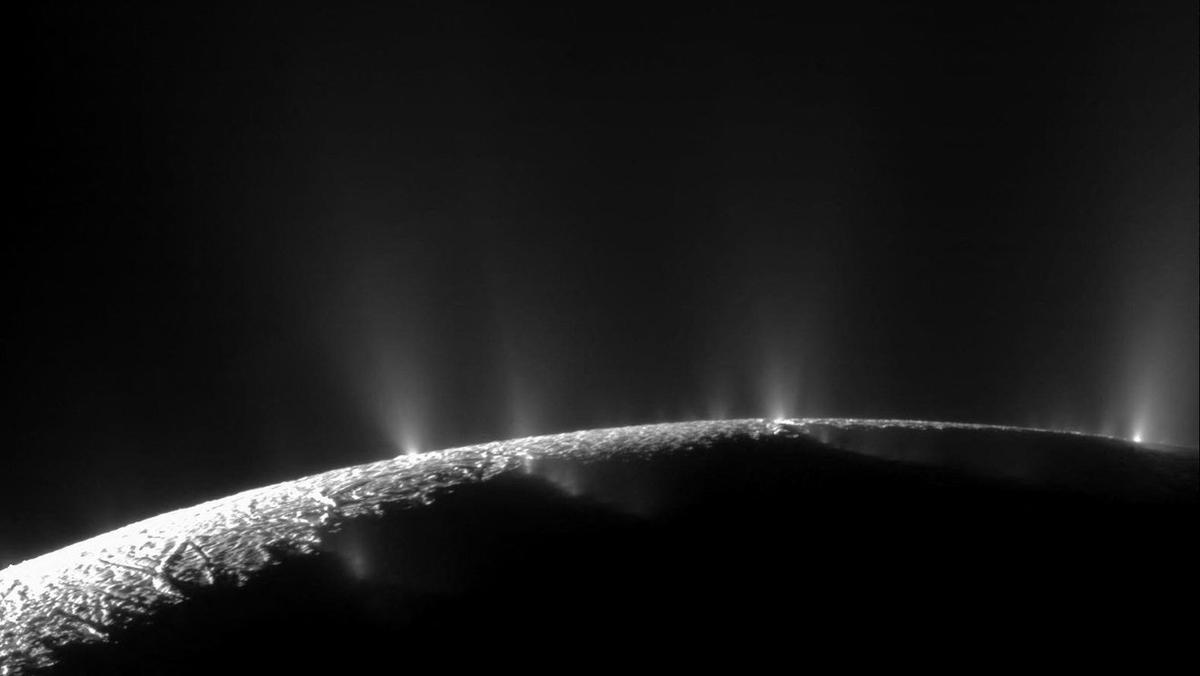 Ciencia esta semana |  El fósforo se encuentra en la luna de Saturno y más