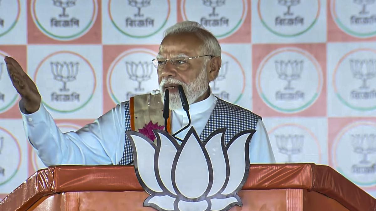 Mood of Bengal suggests BJP victory in polls, will return during oath-taking ceremony: PM Modi