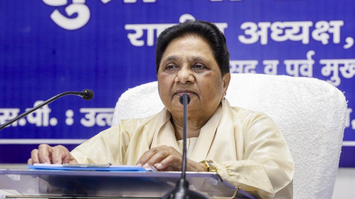Mayawati demands extensive relief for storm victims in Uttar Pradesh