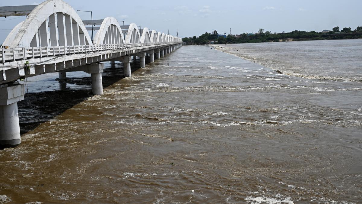 Release adequate water in Cauvery, Vennar and Grand Anicut Canal, Vasan urges T.N. govt