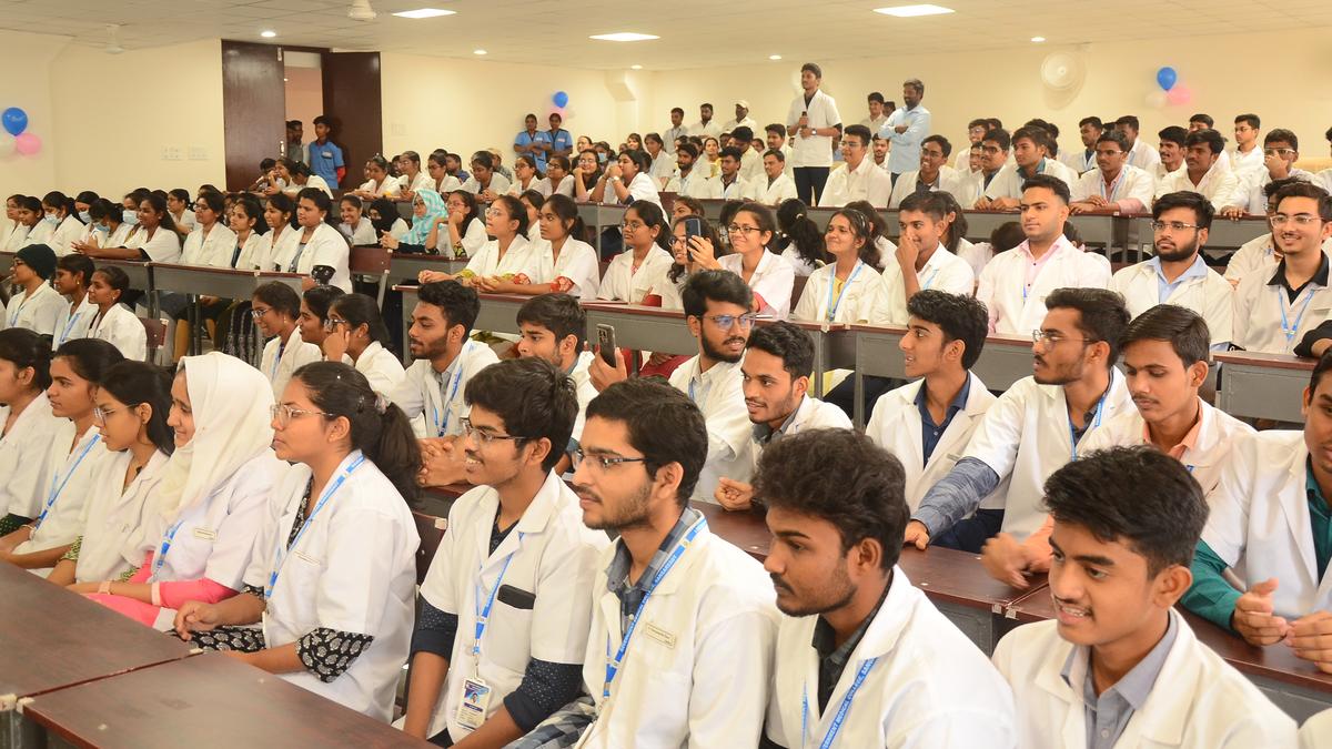 Telangana reserves 100% managements seats for local candidates in MBBS and BDS courses