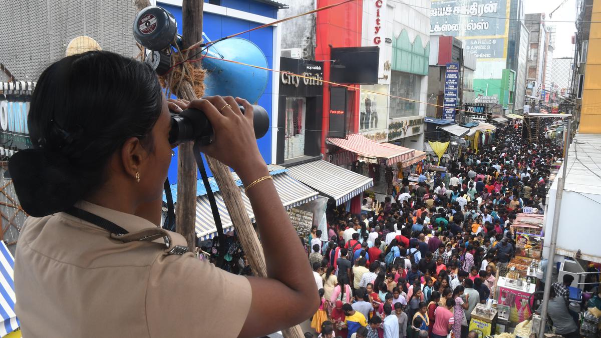Ahead of Deepavali, 18,000 police personnel deployed in Chennai to ensure safety of residents