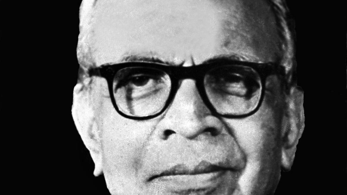 Prof. V.K. Gokak award to be presented to Anand V. Patil in Bengaluru - The Hindu