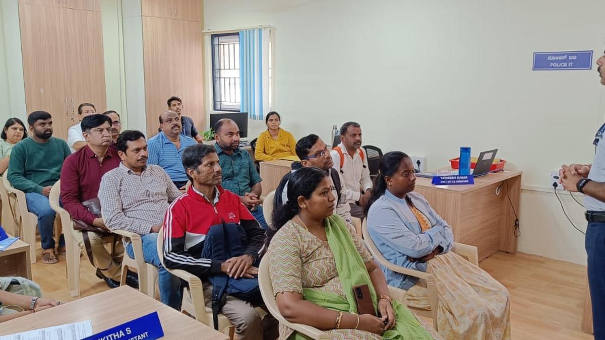Bengaluru cybercrime police organise victims’ day at station