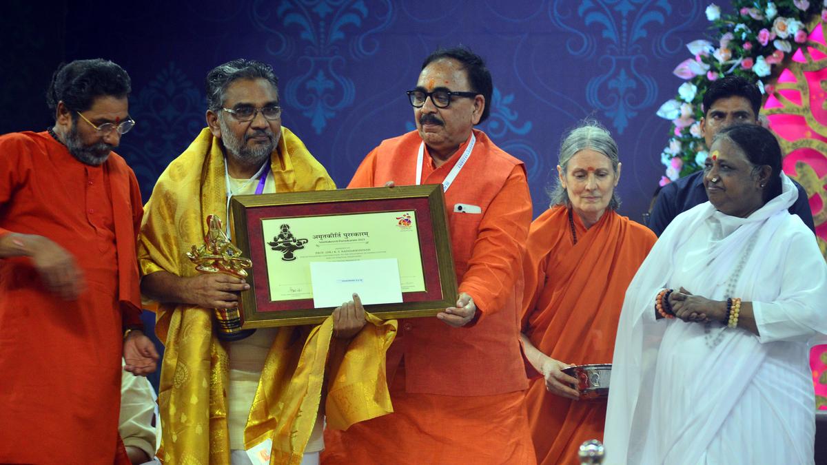 70th birthday of Mata Amritanandamayi celebrated