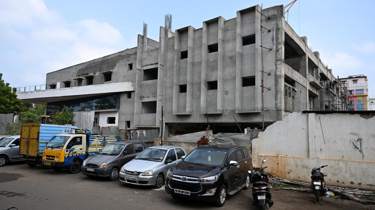 Work on commercial complex in Puthur likely to be completed by December