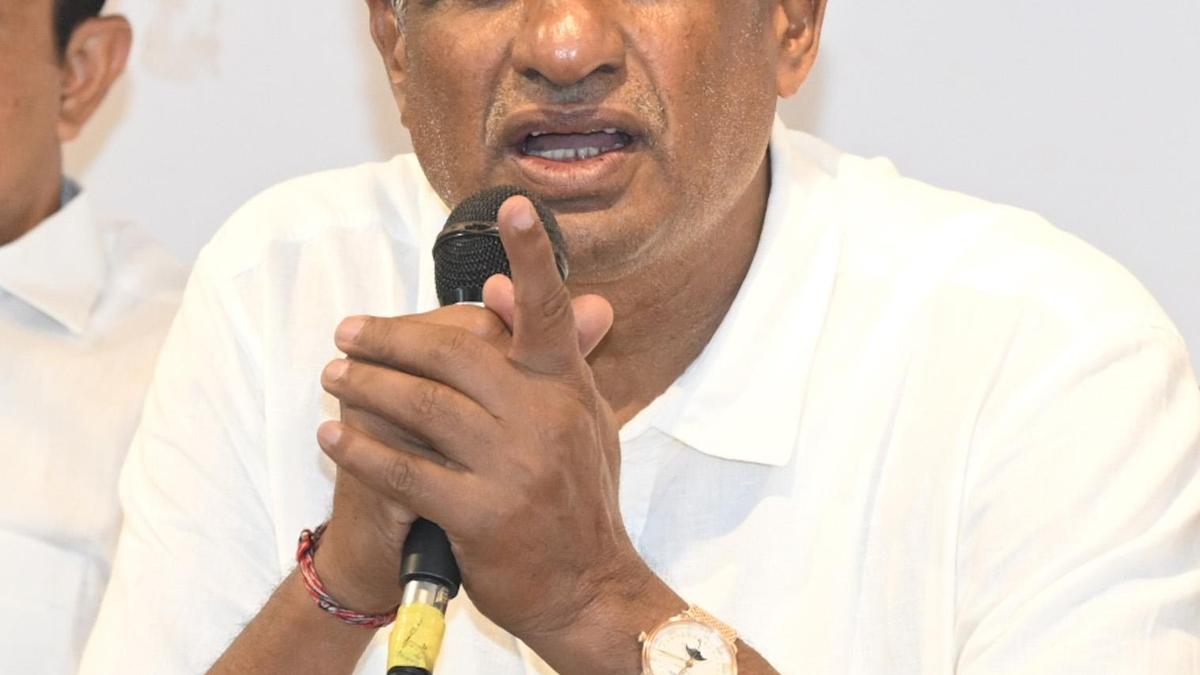 Congress hails the Budget as one fostering development of coastal region