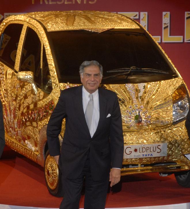 1 Gold Car vb