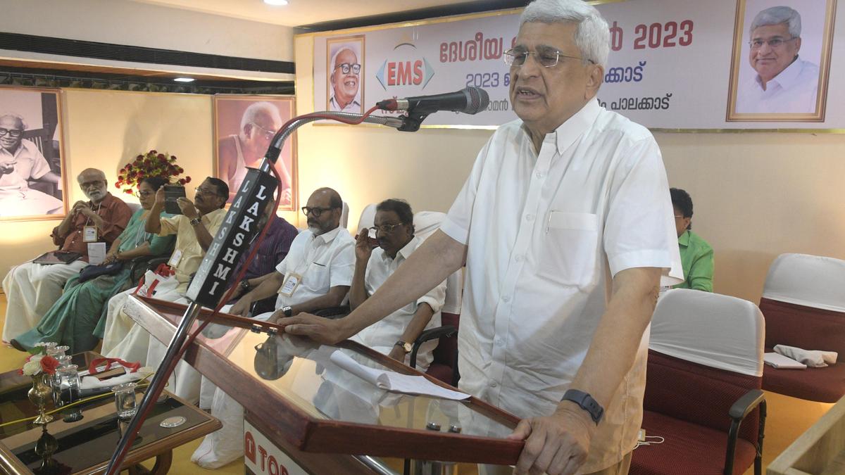 CPI(M) honours media freedom: Karat
