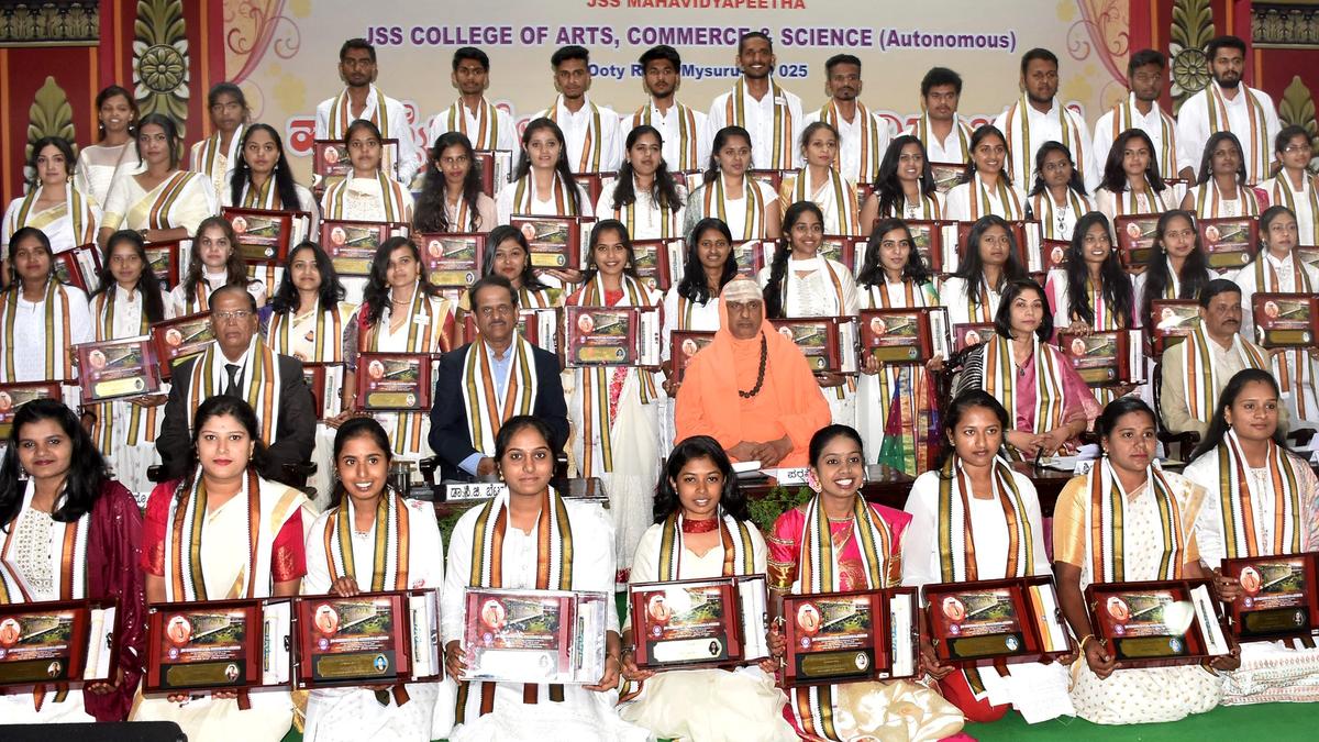 15th Graduation Day of JSS College held in Mysuru