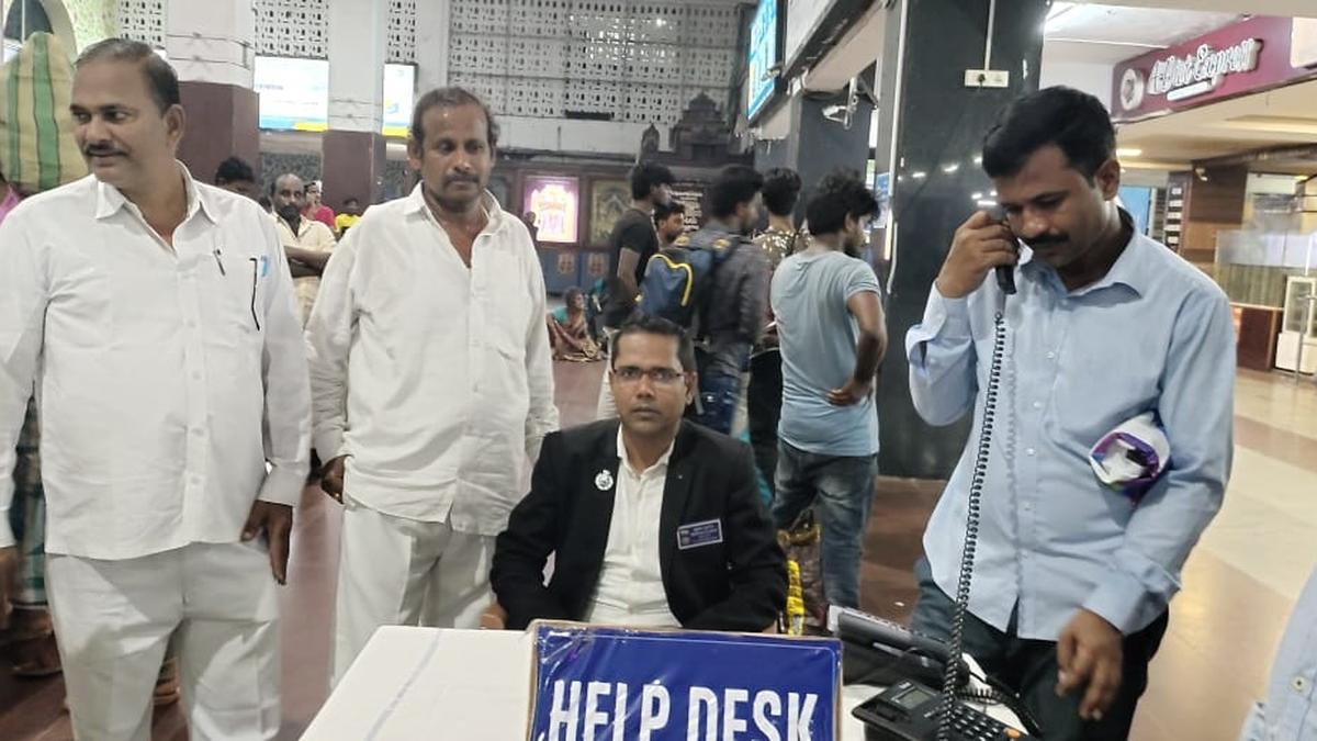 Andhra Pradesh CM Jagan Mohan Reddy orders IT Minister, three IAS officers from State to visit Balasore accident spot