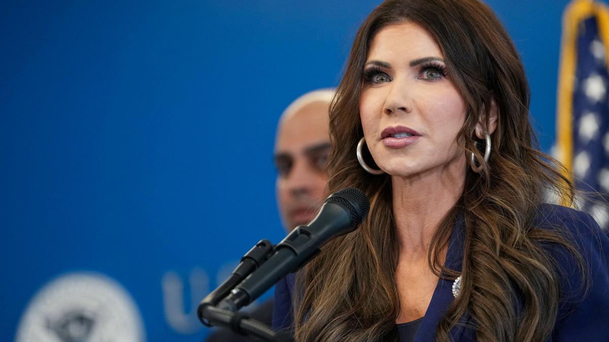 U.S. sends more agents to Minneapolis despite furore over woman’s killing