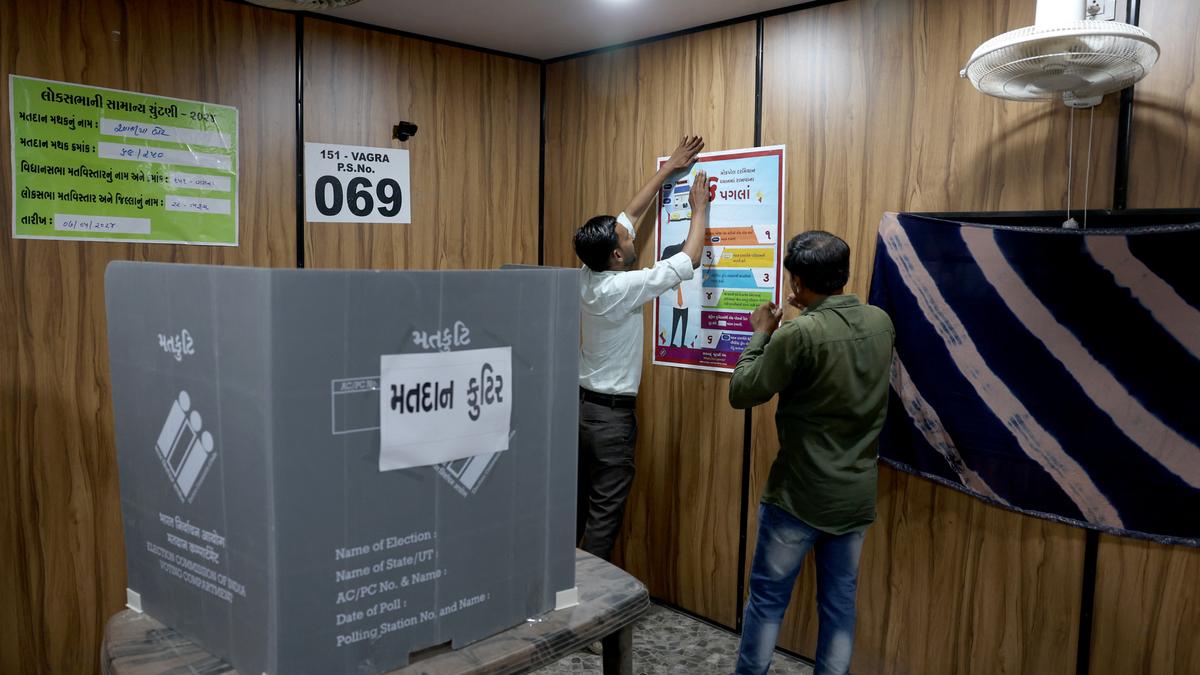 Gujarat Lok Sabha elections 2024 LIVE updates | 25 seats to go to polls today; PM Modi to cast his vote in Ahmedabad
