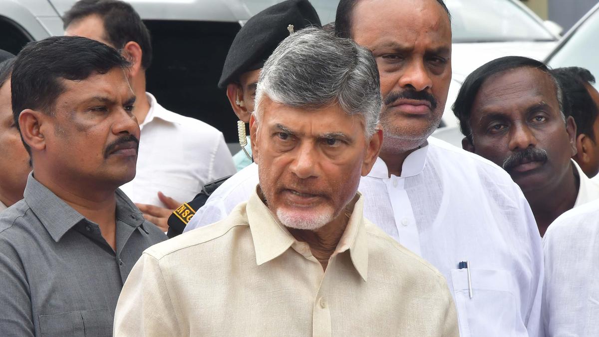 Chief Minister N. Chandra Babu Naidu launches a national-level campaign against Opposition for defeating Constitution Amendment Bill