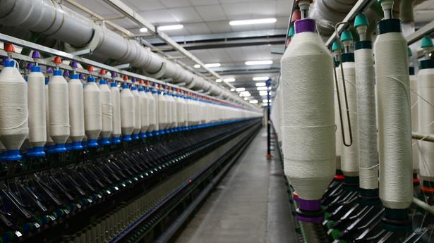Middle East Crisis Disrupts Indian Factories, Boosts Cotton Yarn Production Due to Chinese Demand