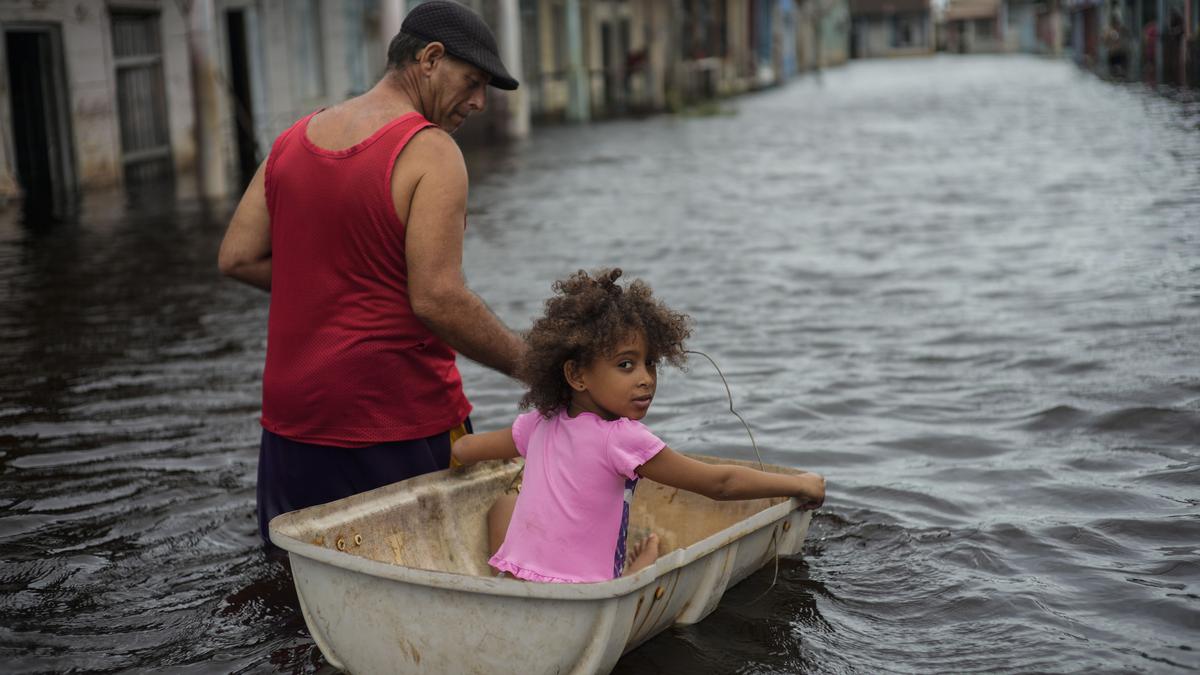 Hurricane Helene makes landfall in northwestern Florida as Category-4 storm