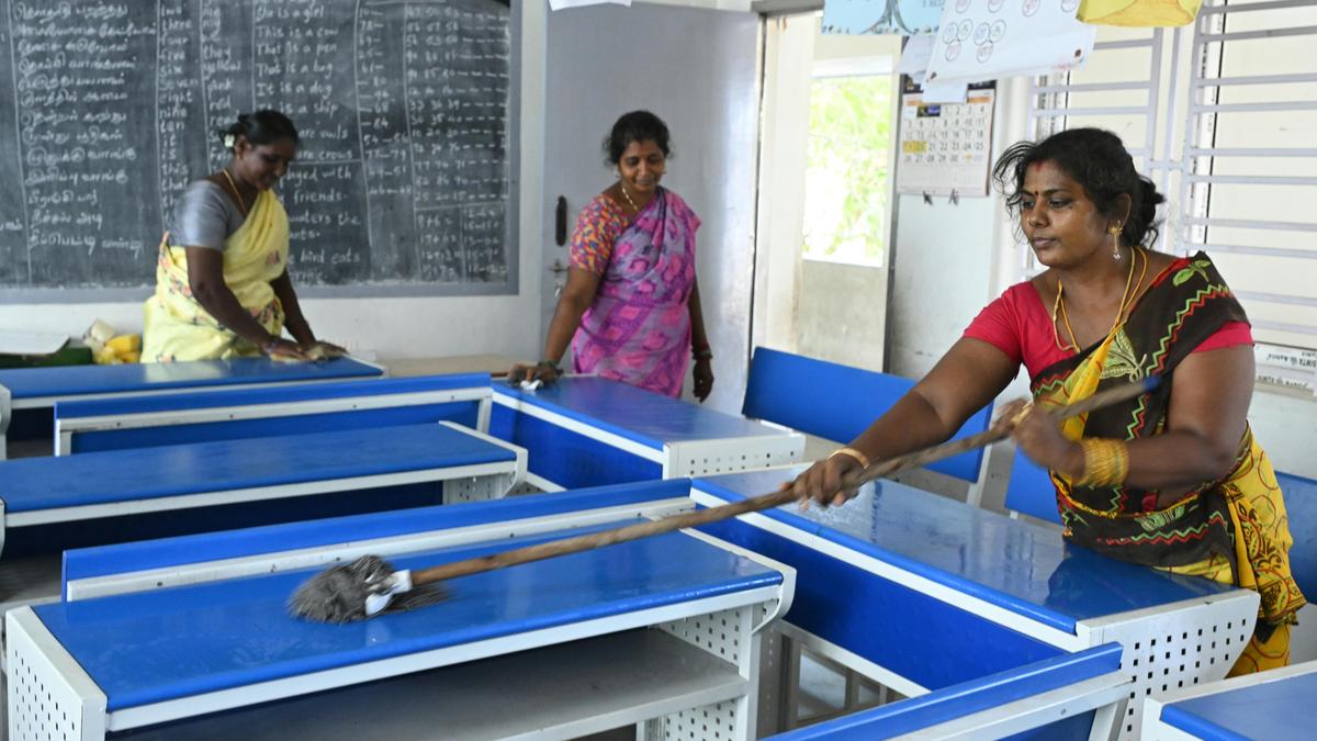 School premises kept clean to receive students after summer vacation