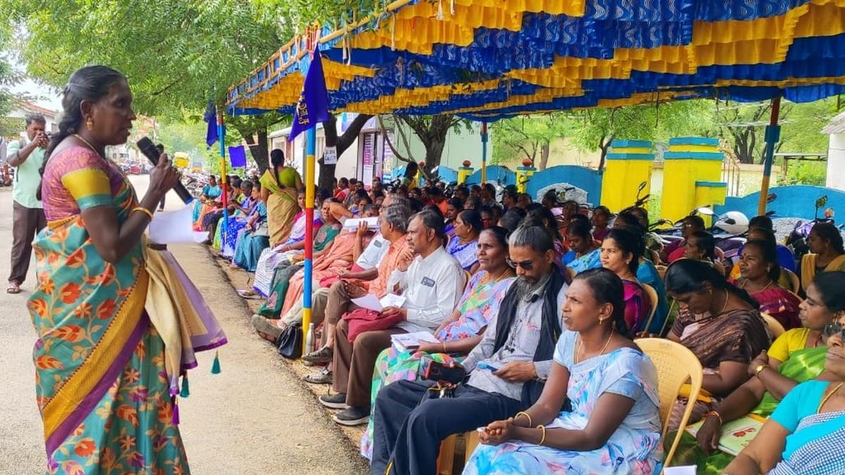 Govt. trying to outsource moon meal scheme, says association