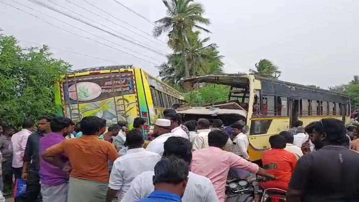 17 injured as private and TNSTC buses collide head-on near Mannargudi