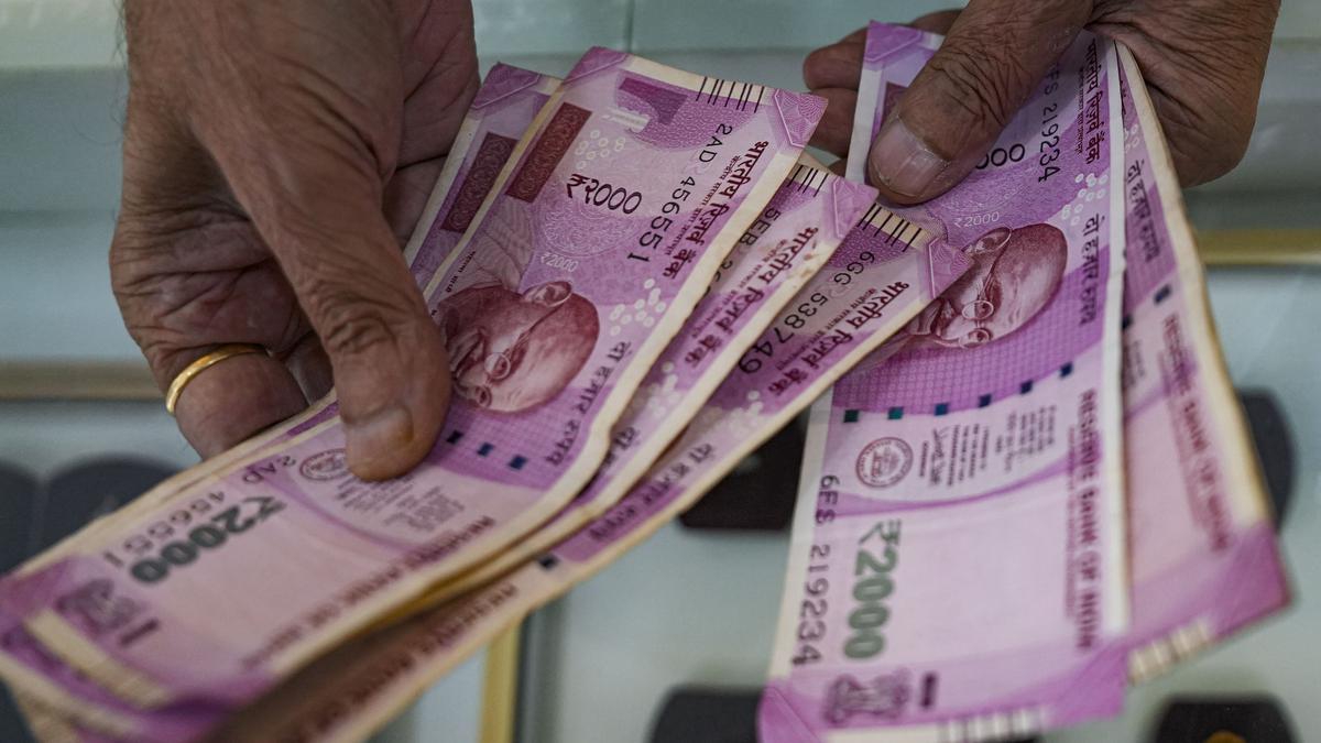 Rupee falls 7 paise to close at 82.75 against U.S. dollar