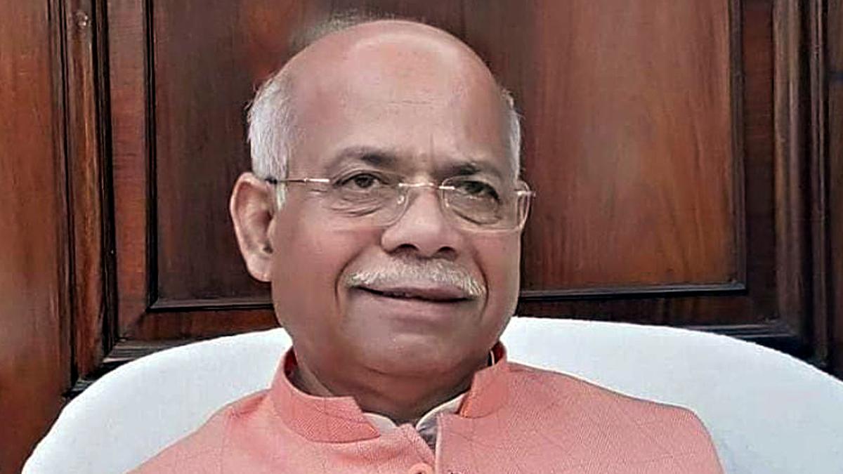 No differences between State government, Raj Bhawan: Himachal Governor Shiv Pratap Shukla