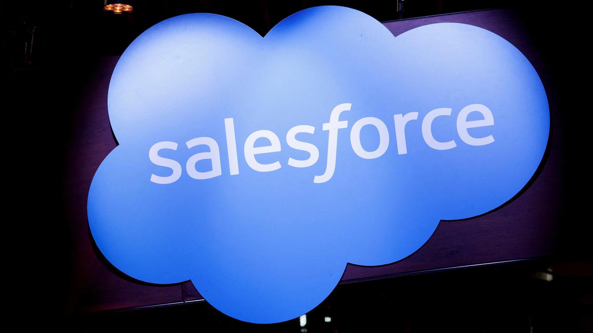 Salesforce to cut 1,000 roles: Report