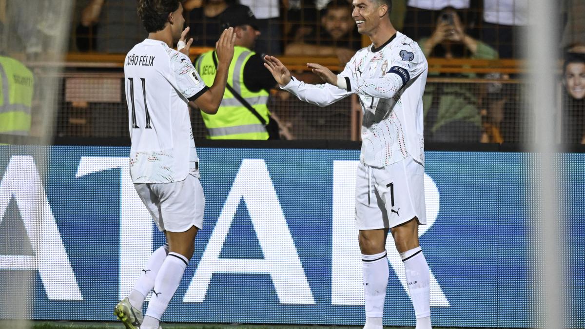 Cristiano Ronaldo mencetak rekor Piala Dunia ke-6 saat Portugal mengalahkan Armenia untuk lolos