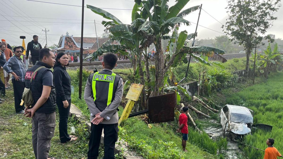 At least four killed in a train crash in Indonesia