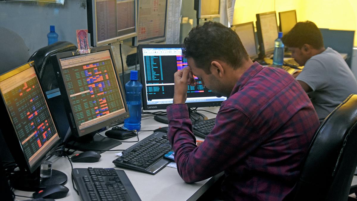 Stock markets end flat in highly volatile trade amid weak global markets trend
