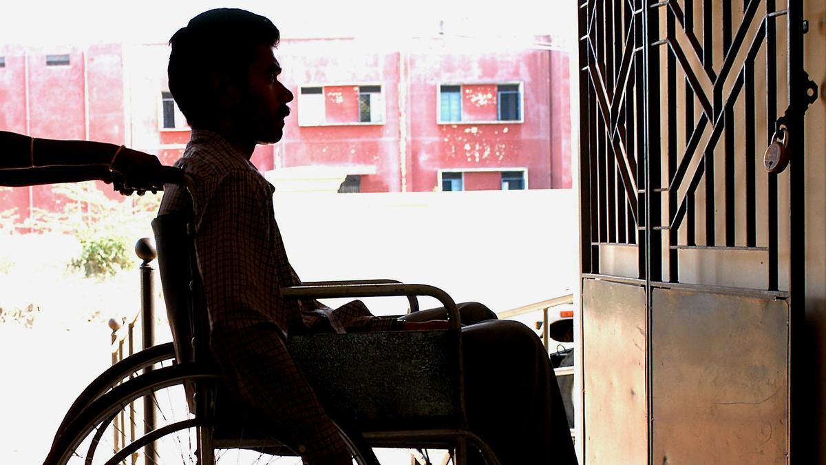 Uttar Pradesh youth amputates foot to seek disability quota in admission to medical college