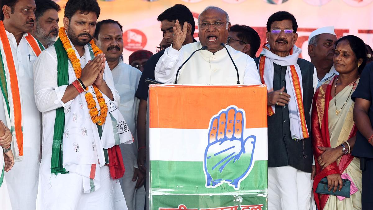 Congress claims Kharge’s helicopter checked in Bihar, says poll officials ‘targeting’ Opposition leaders