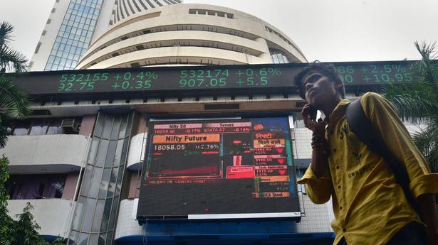 Sensex slides 1% on weak global cues
