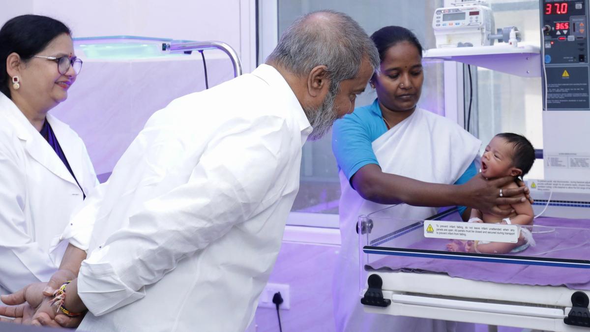 Telangana Health Minister on surprise visit to Gandhi Hospital finds doctors absent without notice