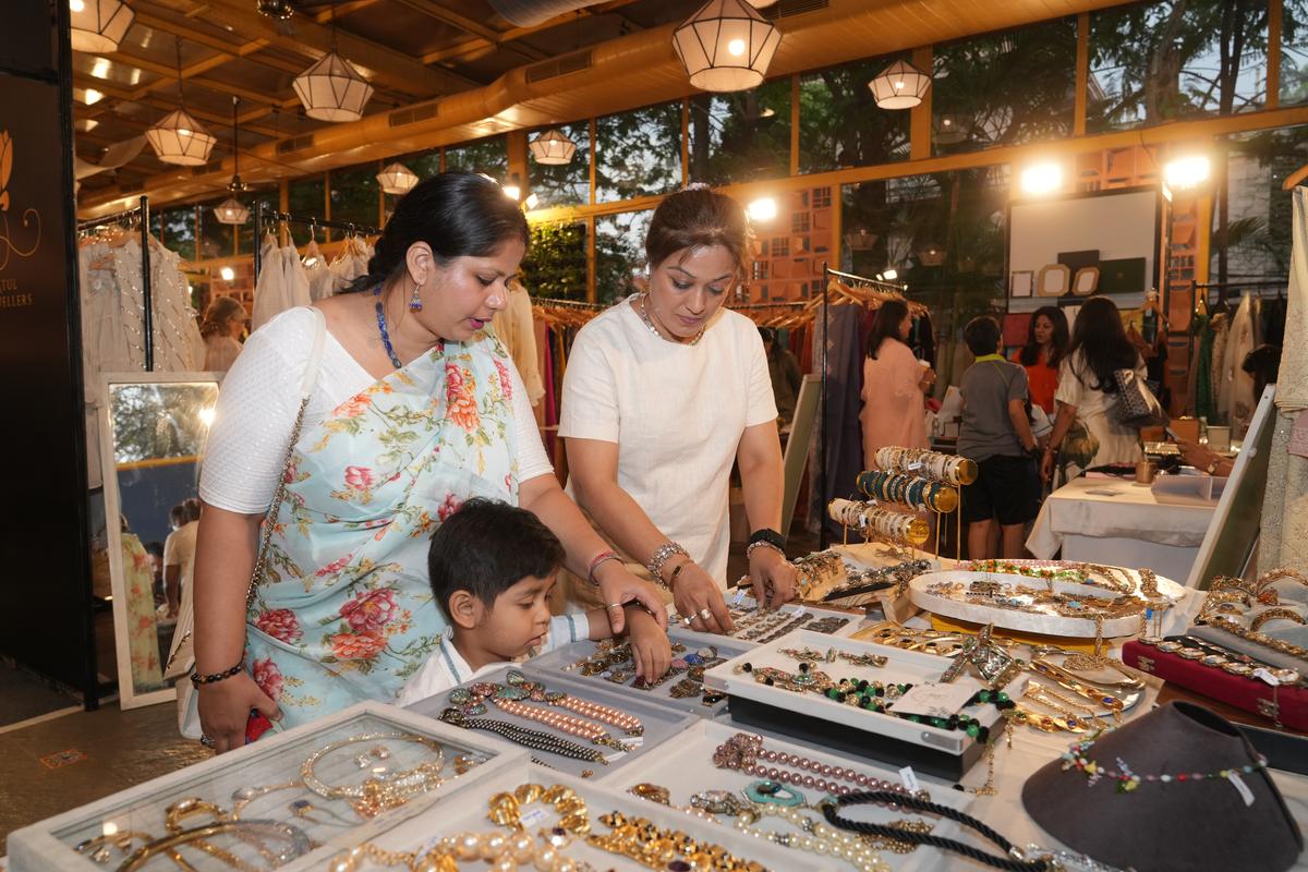 Alongside saris, fine jewellery was also showcased at the pop-up exhibition