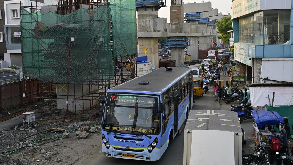 Medavakkam and Perumbakkam are a nightmare for commuters