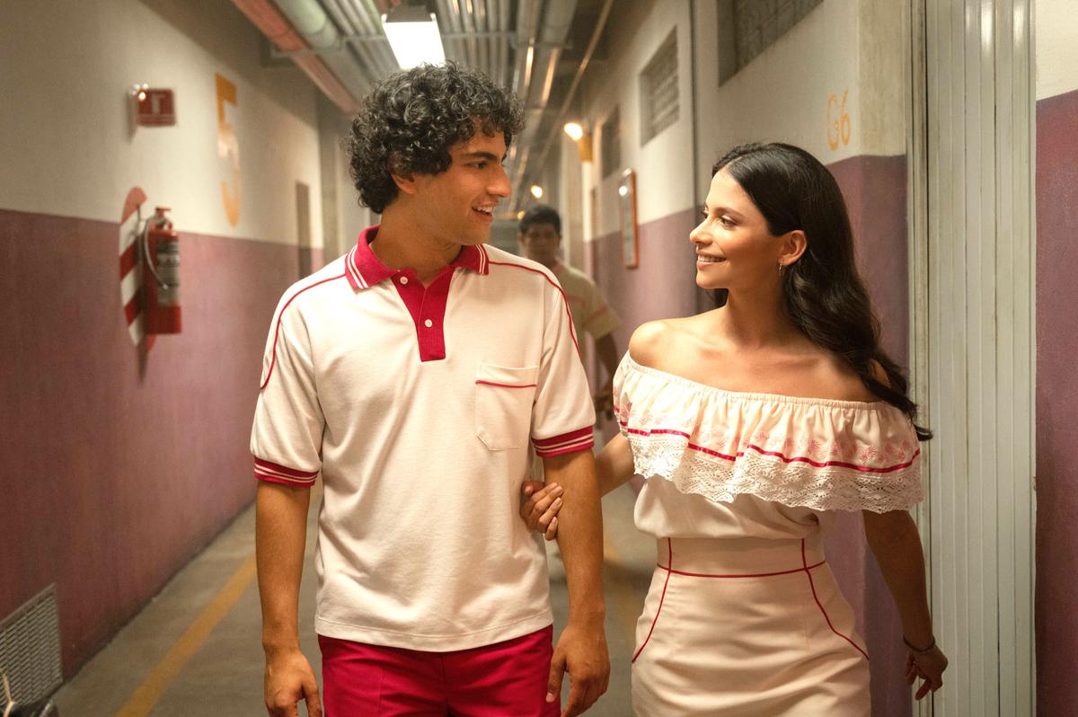 ‘Acapulco’ season 2 review: Hearty but run-of-the-mill Spanglish telenovela