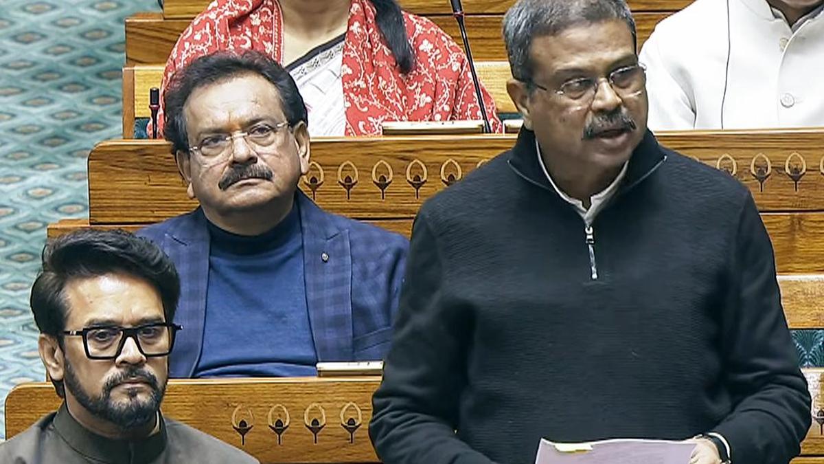 Number of government schools falls, but those with fewer than 10 students see a steady rise