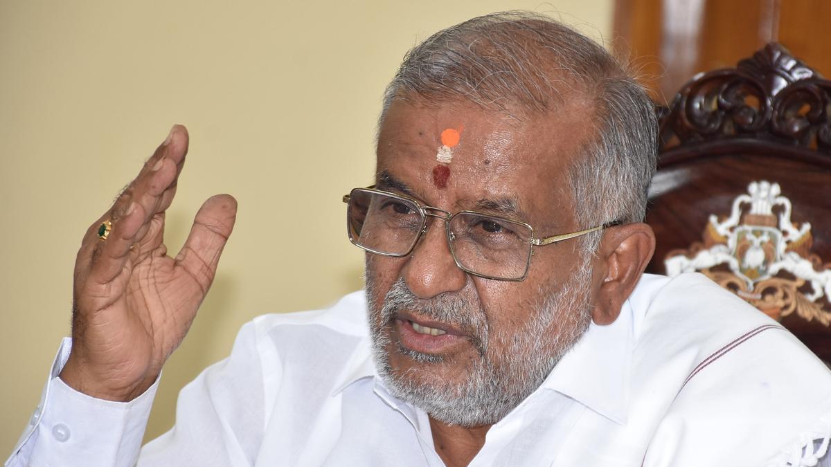 No reason for Karnataka CM Siddaramaiah to resign: JD(S) MLA G.T. Deve Gowda