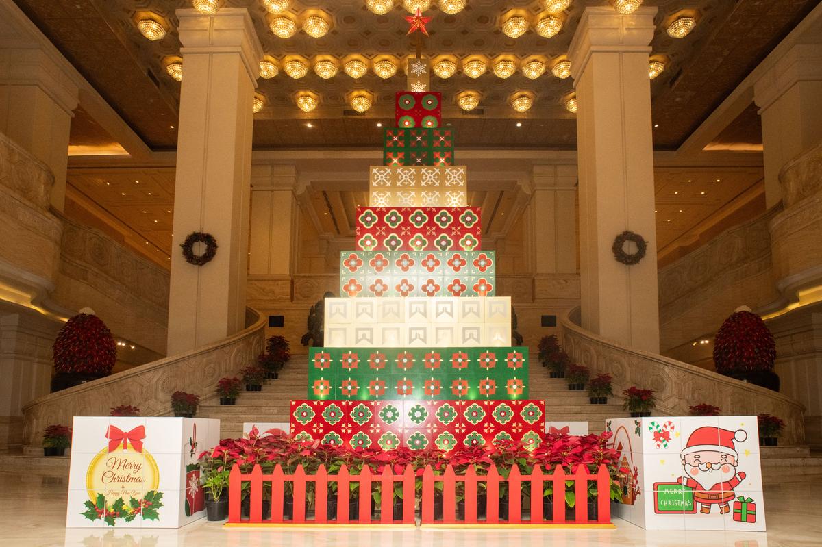 Christmas tree at ITC Grand Chola