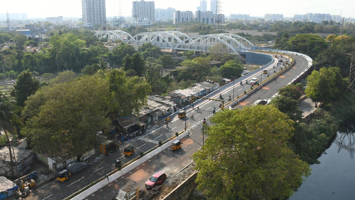 Portion of road overbridge at Elephant Gate opens for traffic