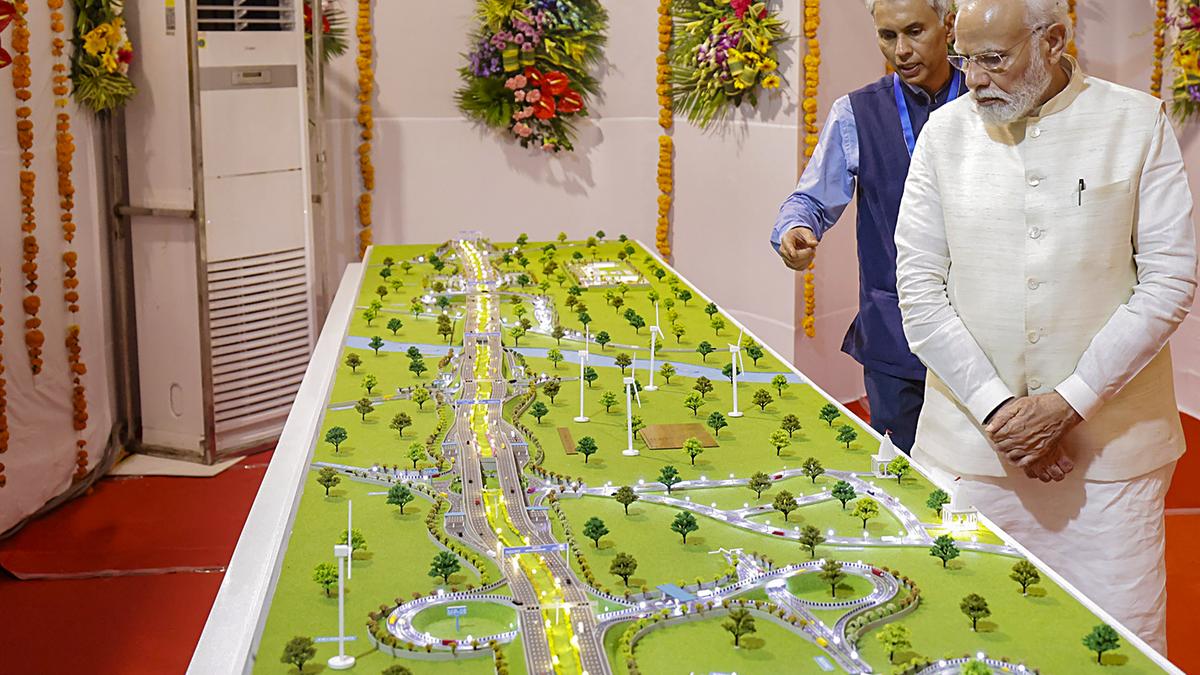 Modi tries to make direct connect with Madhya Pradesh voters