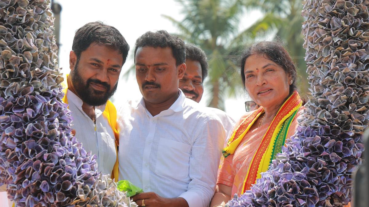 TDP promises to make Pallipadu a ‘model village’
