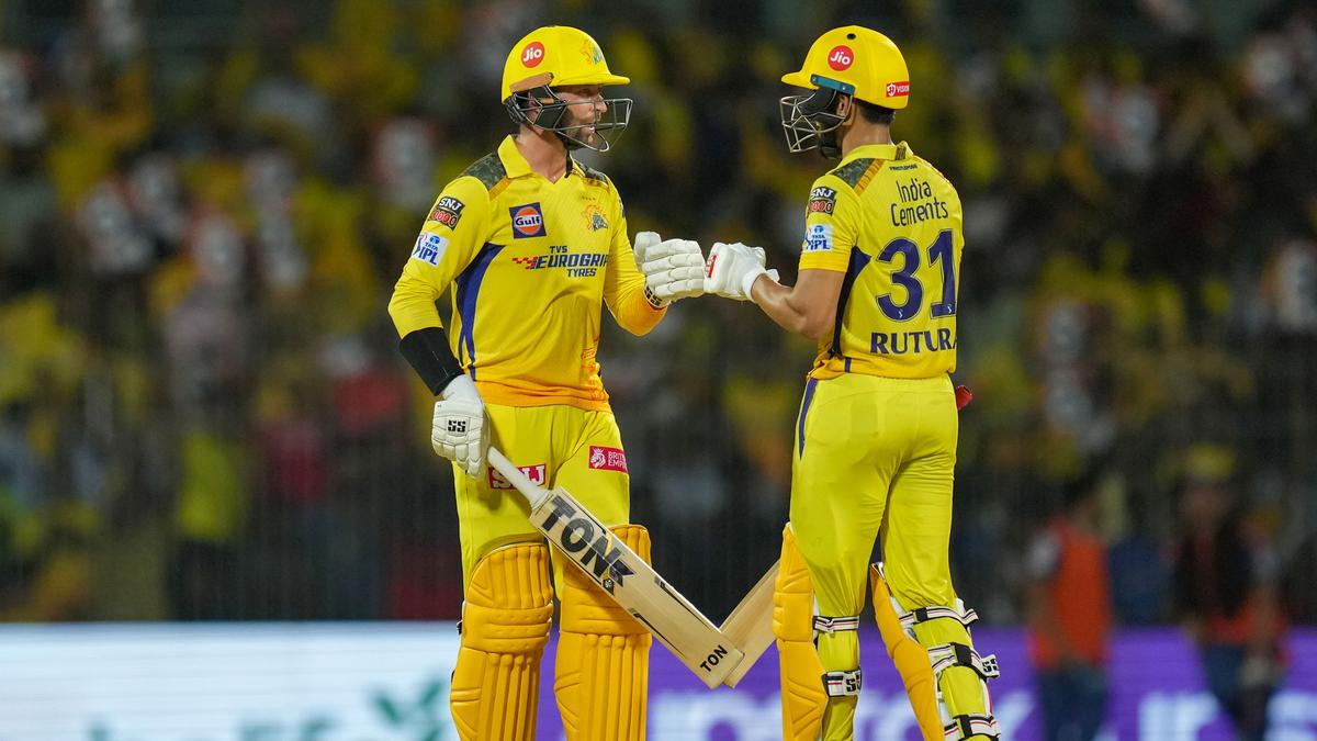 IPL 2023 | Gaikwad, Conway power CSK to 217/7 against LSG