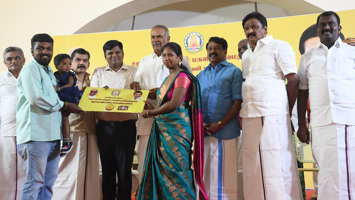 Speaker hands over gold, cash as marriage assistance to 105 beneficiaries